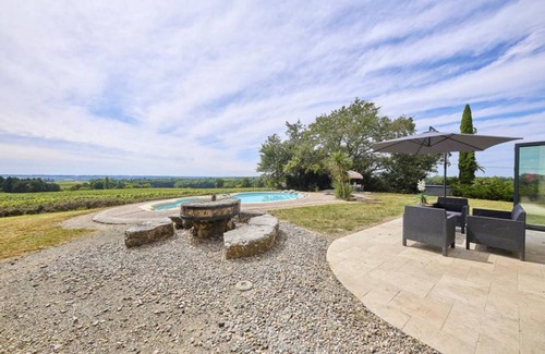 Le Puy House | 70 m² House ∙ 3 bedrooms ∙ 4 guests