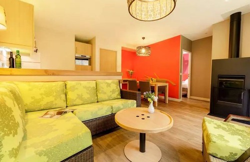 Curcay-sur-Dive House | 70 m² Mobile home ∙ 3 bedrooms ∙ 6 guests