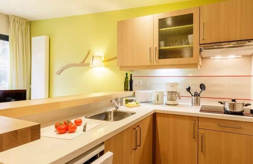 Curcay-sur-Dive House | 70 m² Mobile home ∙ 3 bedrooms ∙ 6 guests