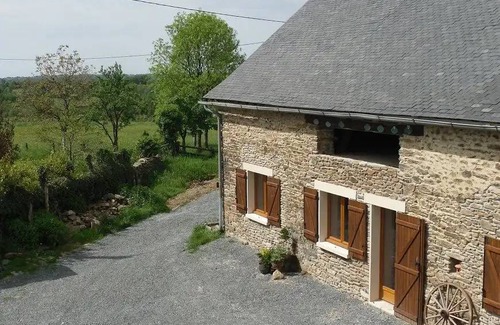 Saint-Pardoux-Corbier House | 72 m² House ∙ 2 bedrooms ∙ 6 guests