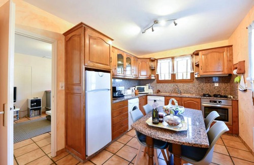 Montaut House | 72 m² Gîte ∙ 2 bedrooms ∙ 5 guests
