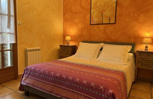 Montaut House | 72 m² Gîte ∙ 2 bedrooms ∙ 5 guests