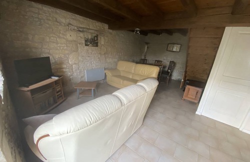 Duil-sur-le-Mignon House | 72 m² House ∙ 3 bedrooms ∙ 7 guests