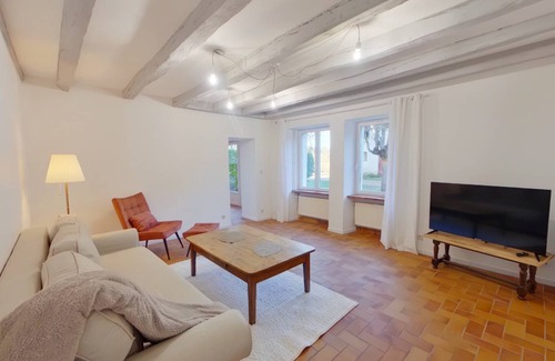 Lesigny House | 72 m² House ∙ 2 bedrooms ∙ 5 guests