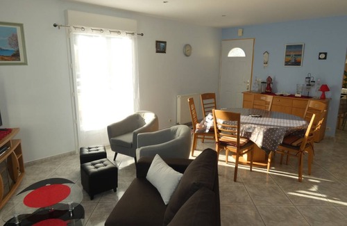 Saujon House | 72 m² House ∙ 2 bedrooms ∙ 4 guests