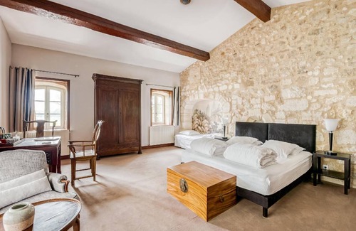 Lugon-et-l'ile-du-Carney Bed & Breakfast | 75 m² Bed and breakfast ∙ 4 guests