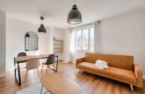Saint-Charles Apartment | 75 m² Apartment ∙ 3 bedrooms ∙ 7 guests