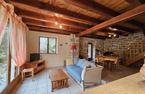 Meymac House | 75 m² Gîte ∙ 2 bedrooms ∙ 4 guests