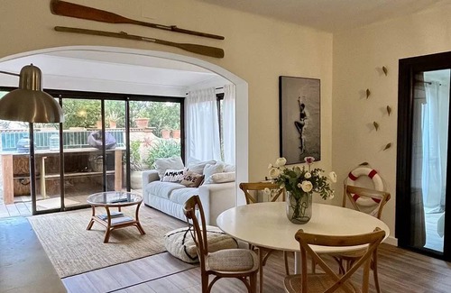 Sainte-Maxime City Centre House | 75 m² House ∙ 2 bedrooms ∙ 4 guests