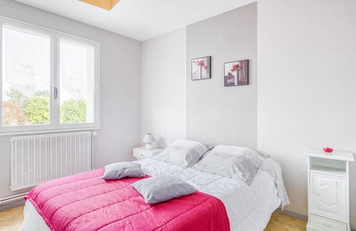 Cersay House | 75 m² House ∙ 3 bedrooms ∙ 6 guests