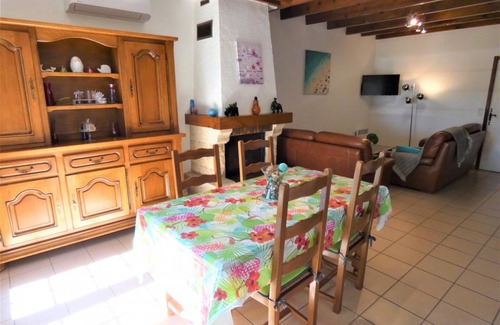 Leon House | 76 m² Gîte ∙ 2 bedrooms ∙ 4 guests