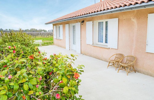 Langon House | 76 m² House ∙ 2 bedrooms ∙ 6 guests