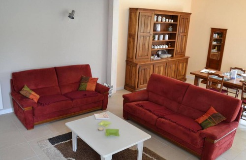 Saint-Sulpice-de-Cognac Cottage | 77 m² Cabin ∙ 1 bedroom ∙ 2 guests