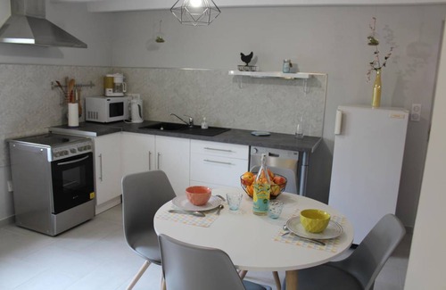 Cherveix-Cubas House | 77 m² Gîte ∙ 2 bedrooms ∙ 4 guests