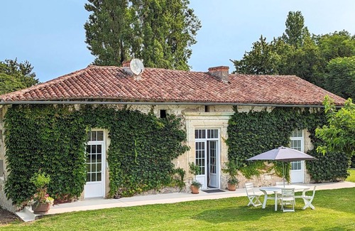 Bellon Cottage | 78 m² Cabin ∙ 2 bedrooms ∙ 4 guests