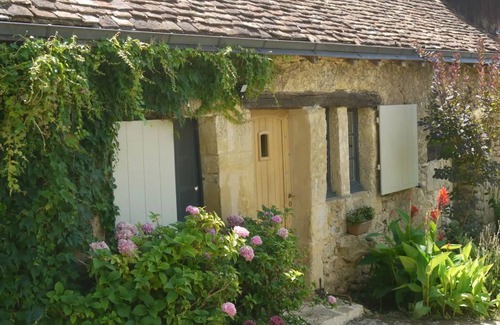 Badefols-sur-Dordogne House | 80 m² House ∙ 1 bedroom ∙ 2 guests