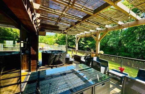 Coulounieix-Chamiers Ski Chalet | 80 m² Chalet ∙ 2 bedrooms ∙ 6 guests