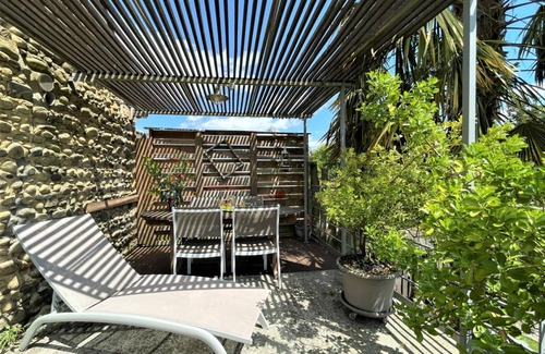 Precilhon House | 80 m² Gîte ∙ 2 bedrooms ∙ 4 guests