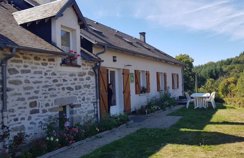 Bonnefond House | 80 m² Gîte ∙ 3 bedrooms ∙ 6 guests