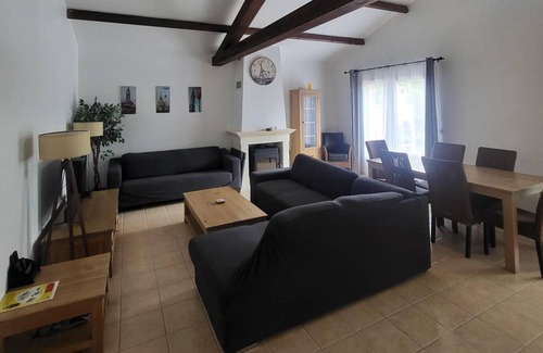 Les Forges House | 80 m² House ∙ 2 bedrooms ∙ 4 guests