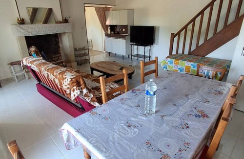 Raslay House | 80 m² House ∙ 2 bedrooms ∙ 6 guests