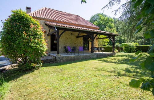Monplaisant House | 84 m² Gîte ∙ 2 bedrooms ∙ 5 guests