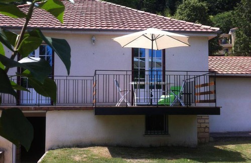 Mauzac-et-Grand-Castang House | 85 m² Gîte ∙ 3 bedrooms ∙ 6 guests