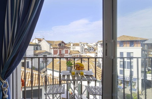 Saint-Jean-de-Luz City Center Apartment | 85 m² Apartment ∙ 2 bedrooms ∙ 8 guests