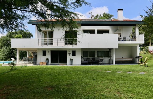 Urt Apartment | 85 m² Apartment ∙ 2 bedrooms ∙ 8 guests