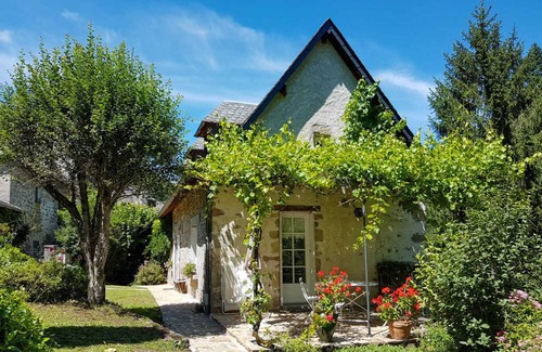 Gimel-les-Cascades House | 85 m² Gîte ∙ 2 bedrooms ∙ 4 guests