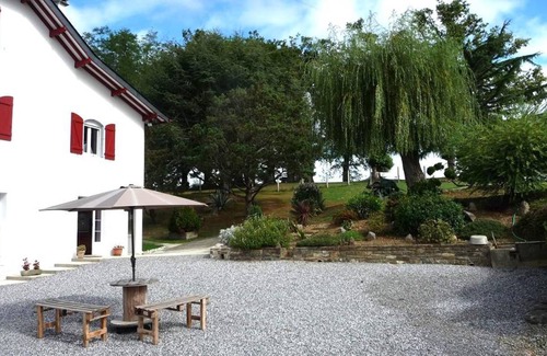 Ainharp House | 85 m² Gîte ∙ 2 bedrooms ∙ 5 guests