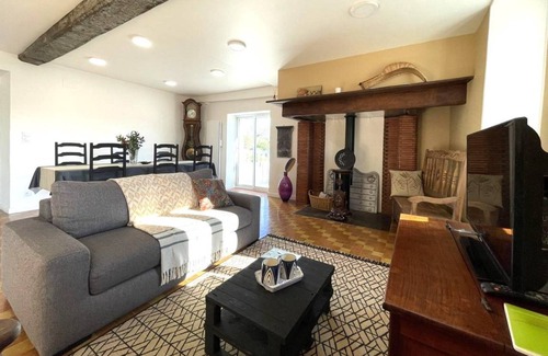 Ainharp House | 85 m² Gîte ∙ 2 bedrooms ∙ 5 guests