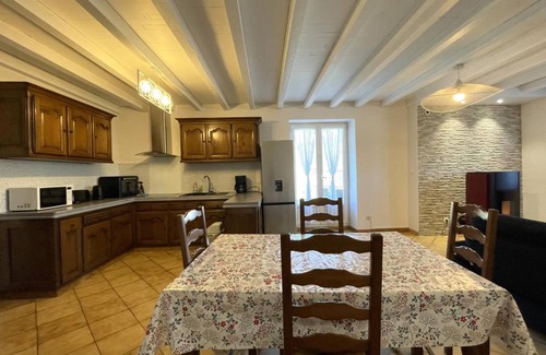 Arette House | 85 m² Gîte ∙ 2 bedrooms ∙ 4 guests