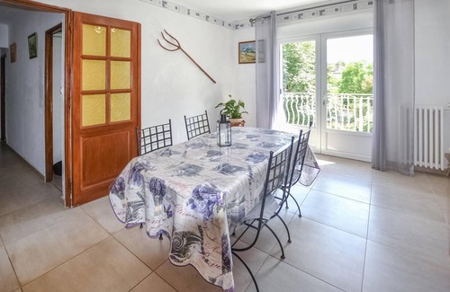 Sorgues House | 85 m² House ∙ 2 bedrooms ∙ 6 guests