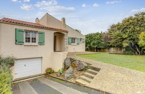 Aytre House | 85 m² House ∙ 3 bedrooms ∙ 8 guests