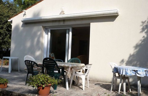Domino House | 89 m² House ∙ 3 bedrooms ∙ 6 guests