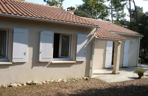 Domino House | 89 m² House ∙ 3 bedrooms ∙ 6 guests