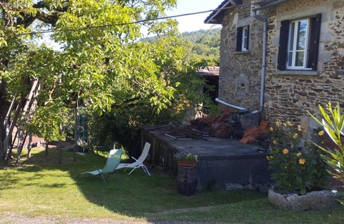Altillac House | 90 m² Gîte ∙ 2 bedrooms ∙ 6 guests