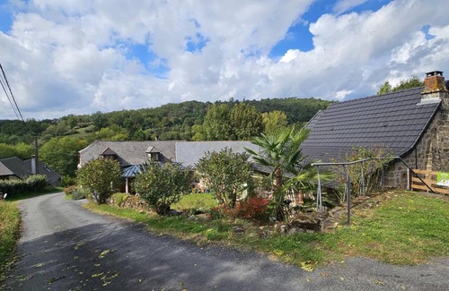 Cublac House | 90 m² Gîte ∙ 2 bedrooms ∙ 4 guests