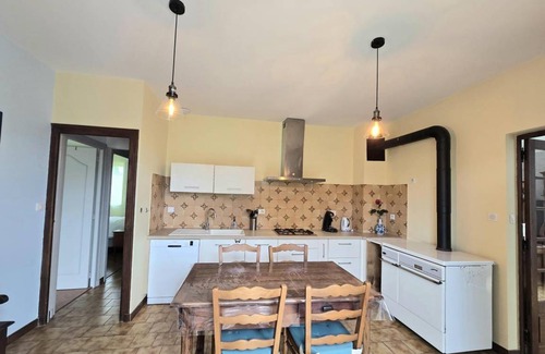 Saint-Chamassy House | 90 m² Gîte ∙ 2 bedrooms ∙ 4 guests