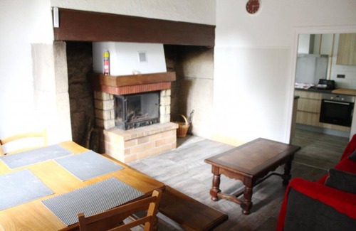 Alleyrat House | 90 m² Gîte ∙ 3 bedrooms ∙ 6 guests