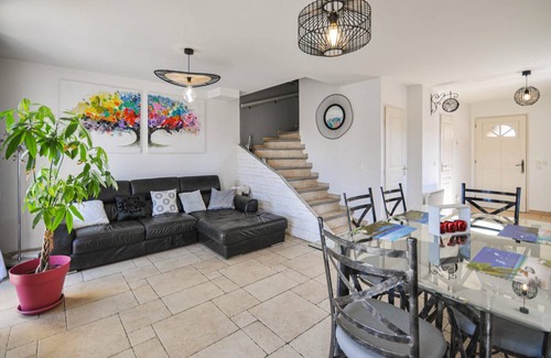 La Farlede House | 90 m² House ∙ 2 bedrooms ∙ 4 guests
