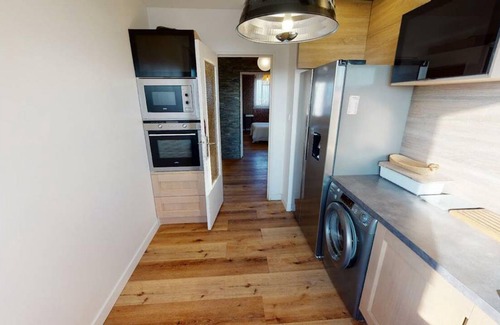 Cenon Resort | 90 m² Private room ∙ 1 bedroom ∙ 1 guest