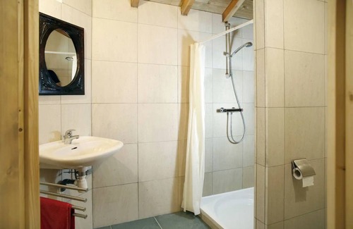 Varaignes House | 92 m² House ∙ 4 bedrooms ∙ 8 guests