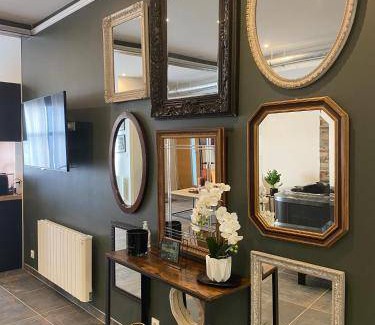 Angouleme Apartment | 92 m² Serviced apartment ∙ 3 bedrooms ∙ 8 guests