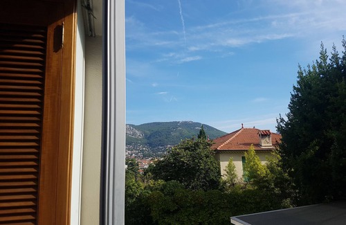 Le Mourillon Apartment | 97m² apartment in a luxury residence 150m from the beaches