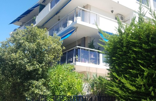 Le Mourillon Apartment | 97m² apartment in a luxury residence 150m from the beaches