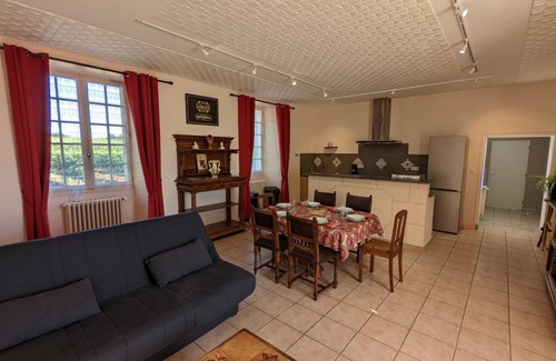 Cherves-Richemont Cottage | 98 m² Cabin ∙ 2 bedrooms ∙ 5 guests