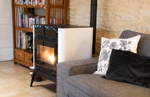 Saint-Crepin-et-Carlucet House | 99 m² House ∙ 2 bedrooms ∙ 4 guests