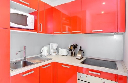 Carre d'Or Apartment | A beautiful apartment tastefully decorated .